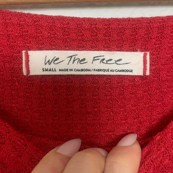Free People We The Free Red North Shore Oversized Waffle Knit Thermal Size Small - Picture 3 of 8